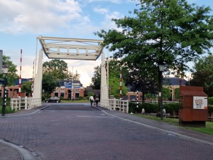 
                            <b>Brug over het Nieuwe Diep, gezien vanaf de Wijkstraat</b><br>
                                                        <b>ISO:</b> 50 | <b>Sluitertijd:</b> 1/480 | <b>Diafragma:</b> f/1.8 | <b>Datum:</b> 2024-05-29

                        