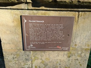
                            <b>Informatiebord Kasteel Heeswijk</b><br>
                                                        <b>ISO:</b> 50 | <b>Sluitertijd:</b> 1/259 | <b>Diafragma:</b> f/1.8 | <b>Datum:</b> 2023-11-17

                        
