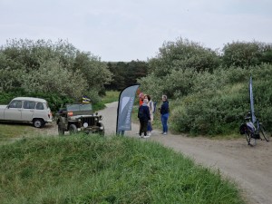 
                            <b>Bij het Bunkermuseum, tijdens een informatiebijeenkomst op een bewolkte dag</b><br>
                                                        <b>ISO:</b> 50 | <b>Sluitertijd:</b> 1/3344 | <b>Diafragma:</b> f/2.4 | <b>Datum:</b> 2024-05-25

                        