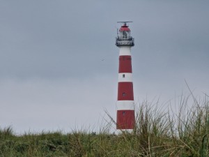 
                            <b>Op het Tromppad met de vuurtoren in het zicht, tijdens een bewolkte dag</b><br>
                                                        <b>ISO:</b> 50 | <b>Sluitertijd:</b> 1/836 | <b>Diafragma:</b> f/4.9 | <b>Datum:</b> 2024-05-25

                        