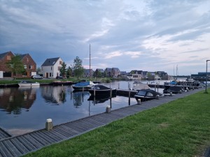 
                            <b>Haven van het Woldmeer</b><br>
                                                        <b>ISO:</b> 50 | <b>Sluitertijd:</b> 1/120 | <b>Diafragma:</b> f/1.8 | <b>Datum:</b> 2024-05-13

                        