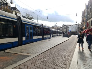 
                            <b>GVB trams op de Rokin vanaf de Enge Kapelsteeg</b><br>
                                                        <b>ISO:</b> 50 | <b>Sluitertijd:</b> 1/269 | <b>Diafragma:</b> f/1.8 | <b>Datum:</b> 2023-10-22

                        