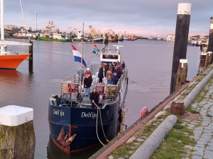 
                            <b>Het schip Dolfijn meert aan in de haven van Lauwersoog</b><br>
                                                        <b>ISO:</b> 125 | <b>Sluitertijd:</b> 1/100 | <b>Diafragma:</b> f/1.8 | <b>Datum:</b> 2024-03-30

                        