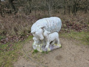 
                            <b>Spiegelmozaïekbeeld van een beer met jong.</b><br>
                                                        <b>ISO:</b> 32 | <b>Sluitertijd:</b> 5567099/1000000000 | <b>Diafragma:</b> f/1.7 | <b>Datum:</b> 2025-12-07

                        