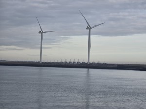 
                            <b>Twee windturbines wekken duurzame energie op.</b><br>
                                                        <b>ISO:</b> 32 | <b>Sluitertijd:</b> 1546781/1000000000 | <b>Diafragma:</b> f/3.4 | <b>Datum:</b> 2026-02-08

                        