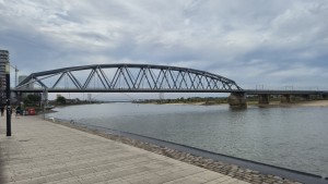 Spoorbrug over de Waal